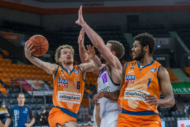 心的人挺身 心的人挺身