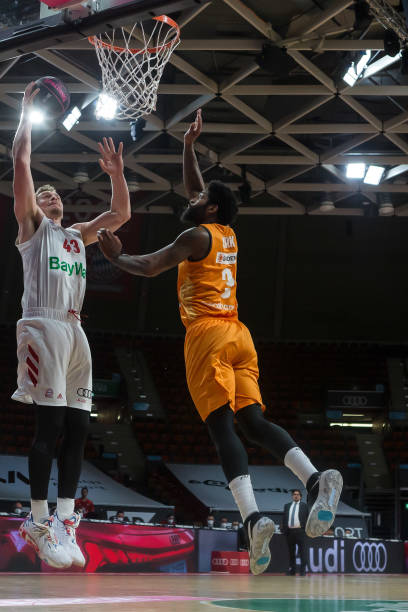 皇马门将卡 皇马门将卡