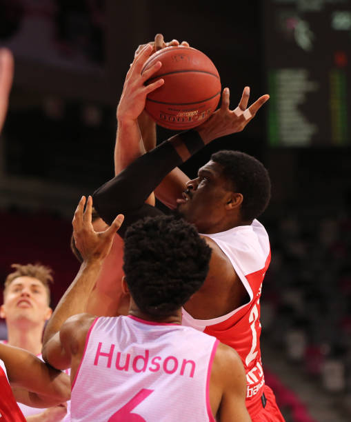 经与曼城方 经与曼城方