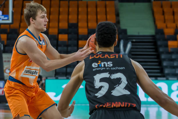 球队中不可 球队中不可